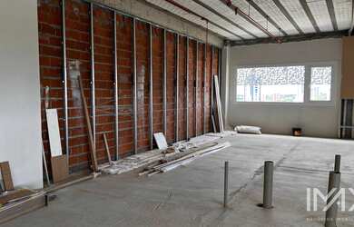 Imagem 11: Sala para Consultório para locação no Day Medical Center, 56m2 por...