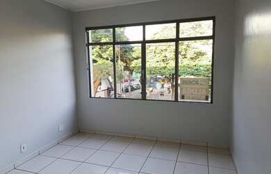 Imagem 3: Apartamento com 02 quartos, sem vaga de garagem, no centro da cidade