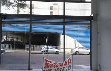 Imagem: A sala comercial possui 200m² de Área Privada e está localizado