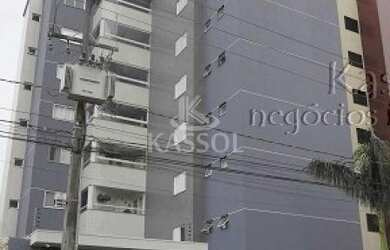 Imagem: O apartamento possui 2 Dormitórios, 1 Suíte, 2 Banheiros