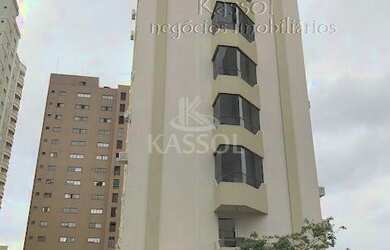 Imagem: O apartamento possui 2 Dormitórios, 1 Suíte, 2 Banheiros