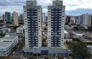 Imagem: O apartamento possui 2 Dormitórios, 1 Suíte, 2 Banheiros