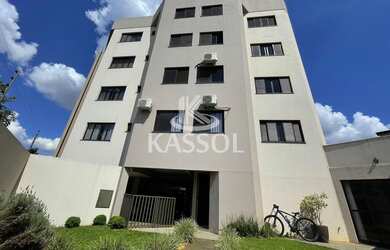 Imagem: O apartamento possui 3 Dormitórios, 1 Suíte, 1 Banheiro, 2