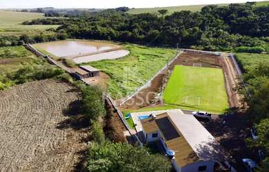 Imagem: A chácara possui 26.000m² de Área e está localizado em