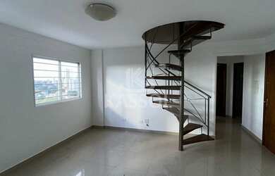 Imagem: O apartamento possui 2 Dormitórios, 1 Suíte, 2 Banheiros