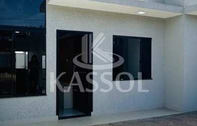 Imagem: A casa possui 2 Dormitórios, 1 Suíte, 2 Banheiros, 2 Vagas