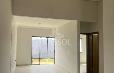 Imagem 2: CASA 01 suíte 01 quarto 01 banheiro social Sala de estar e cozinha integradas