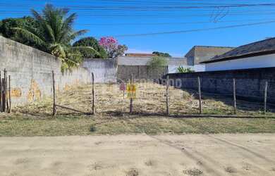 Imagem: O terreno possui 450m² de Área e está localizado em Centro