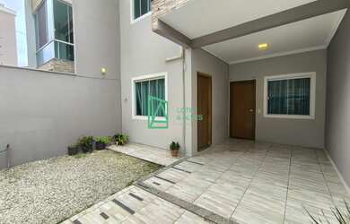 Imagem 3: Sobrado com 4 dormitórios a 60 metros do MAR à venda, Centro, NAVEGANTES...