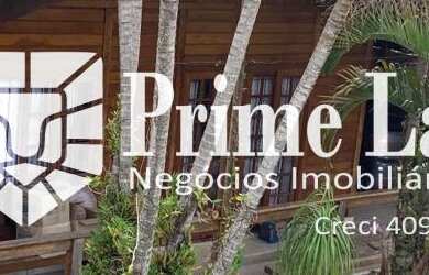 Imagem: A chácara possui 3 Dormitórios, 2 Banheiros, 2 Vagas na garagem