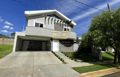 Imagem: A casa em condomínio possui 3 Dormitórios, 1 Suíte, 2 Banheiros