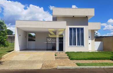 Imagem: A casa e está localizado em Três Lagoas, Foz do Iguaçu à