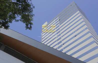 Imagem: A sala comercial possui 73m² de Área Privada, Imóvel mobiliado