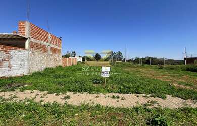 Imagem: O terreno possui 200m² de Área e está localizado em Parque