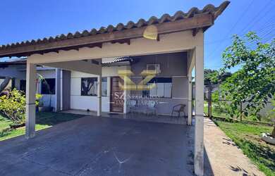 Imagem: A casa em condomínio possui 3 Dormitórios, 1 Banheiro, 1 Vaga