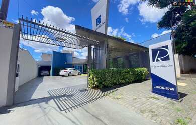 Imagem: A loja possui 25m² de Área Privada e está localizado em