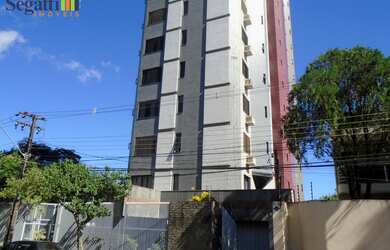 Imagem: O apartamento possui 2 Dormitórios, 1 Suíte, 2 Banheiros