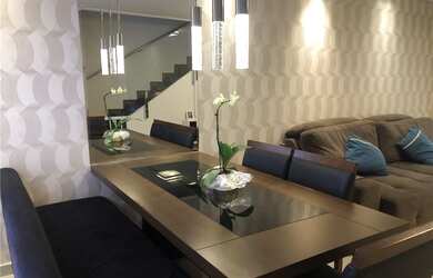 Imagem: A casa em condomínio possui 3 Dormitórios, 1 Suíte, 5 Banheiros