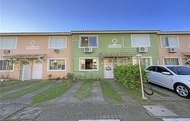 Imagem: A casa em condomínio possui 2 Dormitórios, 1 Suíte, 2 Banheiros