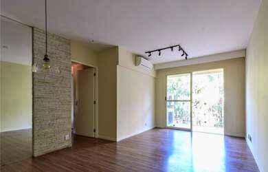 Imagem: O apartamento possui 3 Dormitórios, 2 Banheiros, 2 Vagas na