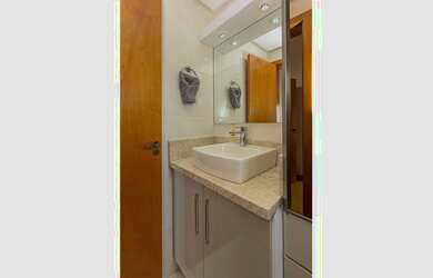 Imagem 11: Apartamento à venda no bairro Vila Ipiranga - Porto Alegre/RS