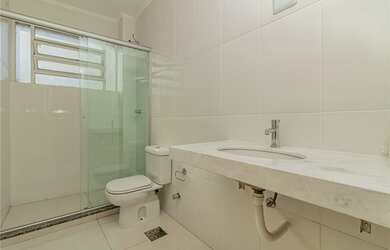 Imagem 14: Apartamento à venda no bairro Vila Ipiranga - Porto Alegre/RS