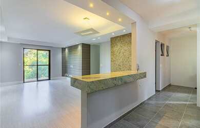 Imagem: O apartamento possui 3 Dormitórios, 3 Banheiros, 2 Vagas na