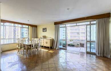 Imagem: O apartamento possui 3 Dormitórios, 1 Suíte, 3 Banheiros