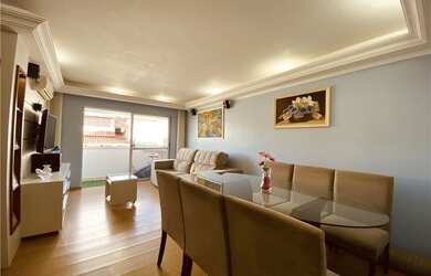 Imagem: O apartamento possui 3 Dormitórios, 1 Banheiro, 1 Vaga na garagem