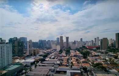 Imagem: O apartamento possui 3 Dormitórios, 1 Suíte, 4 Banheiros