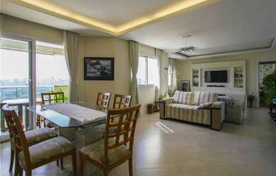 Imagem: O apartamento possui 3 Dormitórios, 1 Suíte, 5 Banheiros