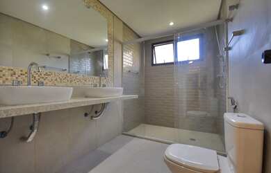 Imagem 12: Apartamento Padrão, 4 dormitórios na Rua Professor Hilário Veiga De...