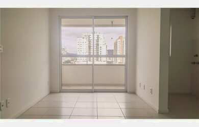 Imagem: O apartamento possui 2 Dormitórios, 1 Suíte, 3 Banheiros