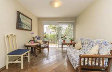 Imagem: O apartamento possui 3 Dormitórios, 1 Suíte, 4 Banheiros