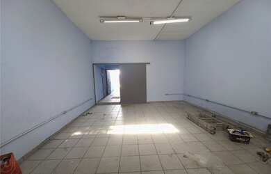 Imagem: O terreno possui 100m² de Área e está localizado em Barra