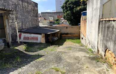 Imagem: O terreno possui 329m² de Área e está localizado em Vila