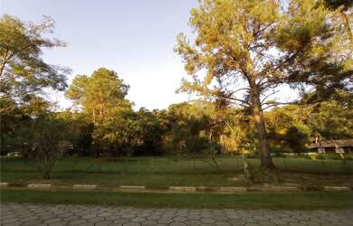 Imagem: O terreno possui 3010m² de Área e está localizado em City