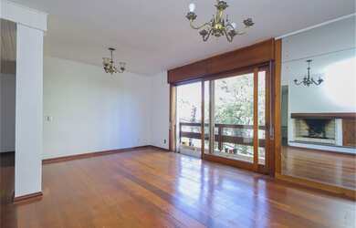 Imagem: O apartamento possui 3 Dormitórios, 1 Suíte, 3 Banheiros