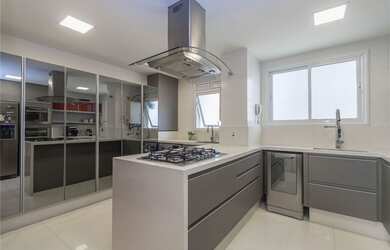 Imagem 10: Apartamento à venda no bairro Jardim Europa - Porto Alegre/RS