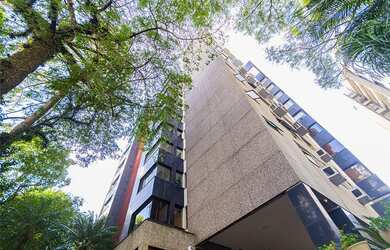 Imagem: O apartamento possui 3 Dormitórios, 3 Banheiros, 2 Vagas na