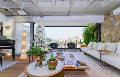 Imagem: O apartamento na cobertura à venda possui 5 Dormitórios, 4