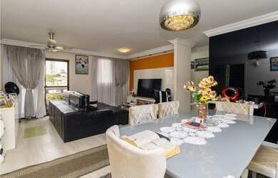 Imagem: O apartamento possui 3 Dormitórios, 1 Suíte, 2 Banheiros