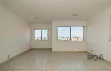 Imagem 2: Apartamento à venda no bairro Vila Ipiranga - Porto Alegre/RS