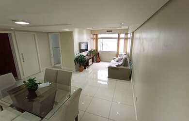 Imagem: O apartamento possui 2 Dormitórios, 1 Banheiro, 82m² de Área