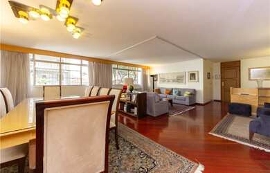 Imagem: O apartamento possui 3 Dormitórios, 1 Suíte, 5 Banheiros