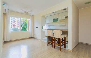 Imagem: O apartamento possui 1 Dormitório, 1 Banheiro, 47m² de Área