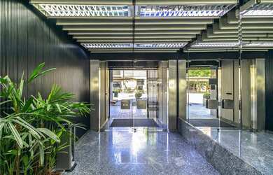 Imagem: A sala comercial possui 32m² de Área Privada e está localizado