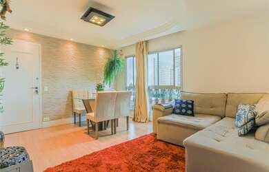 Imagem: O apartamento possui 1 Dormitório, 1 Banheiro, 1 Vaga na garagem