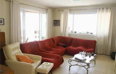 Imagem: O apartamento possui 4 Dormitórios, 2 Suítes, 5 Banheiros