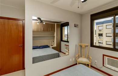 Imagem 10: Apartamento mobiliado 2 dormitórios com 1 vaga de garagem à venda no bairro Partenon em Po